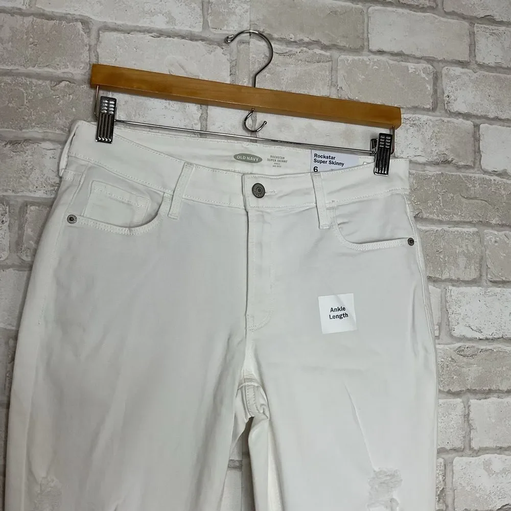 NWT Old Navy Rockstar Super Skinny Distressed Mid-rise Jeans Size 6